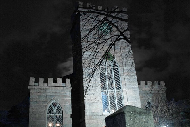 Salem Booze and Brews Haunted Pub Crawl by US Ghost Adventures - Stop 1 at 87 Washington St: Shattered Glass, Sad Kitchen Energy