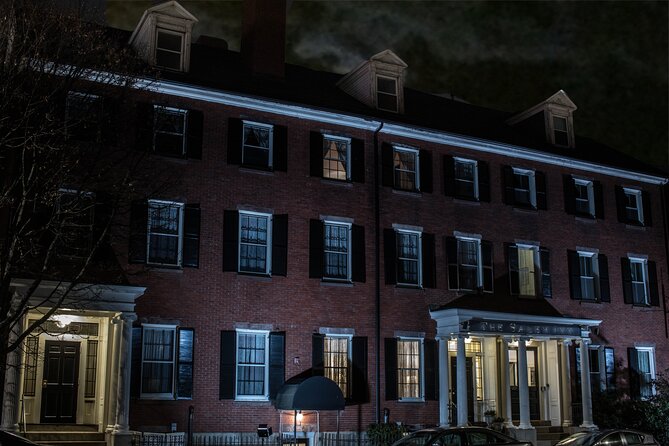 Salem Ghost Tour: Witches & Wicked Whispers - Stop 5: The Salem Inn and Haunted Hotel Encounters