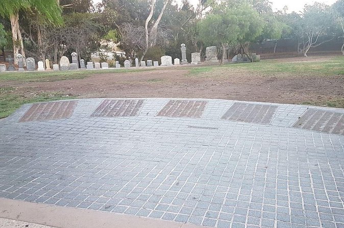 San Diego Ghosts and Gravestones: A Haunted Trolley Tour - Pioneer Park After Dark: Lantern Mood and Short, Spooky Stops