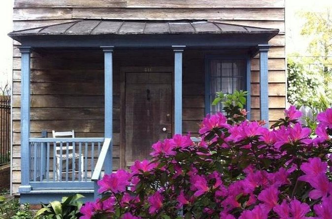 Savannah America's Most Haunted City® Walking Ghost Tour - What You Get From a Professional Guide (Beyond the Plot)