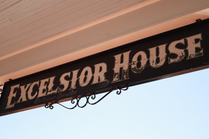 Self-Guided Jefferson Ghosts Walking Tour - Getting Started at the Jefferson Bigfoot Statue (400 E Austin St)