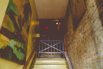 Shakers Ghost Tour 2.0 - Getting to 422 S 2nd St and finding the right meeting point fast