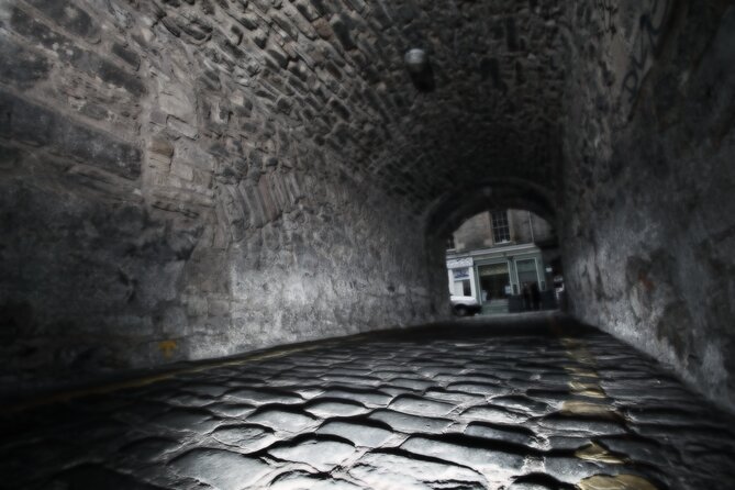 Small Group Edinburgh Underground Vaults & Graveyard Ghost Tour - Who should book this ghost tour (and who might skip it)?