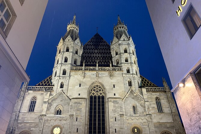 Spooky Vienna Ghost Tour in English - Stop 3: Stephansplatz and the cursed north tower ending