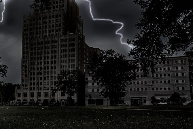 St Louis Ghost Tours: Sinister Sins & Shadows Ghost Tour - Campbell House Museum: 19th-century rooms with eerie footsteps