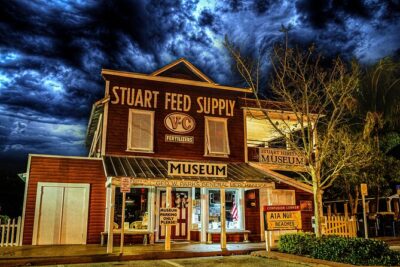 Stuart Ghost Tour: Sinister Sins & Shadows Ghost Tour - Start on Colorado Ave, finish at Old Colorado Inn