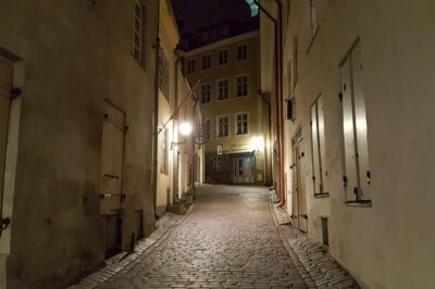 Tallinn Ghost Tour - Your route: Danish King’s Garden to Rataskaevu 16