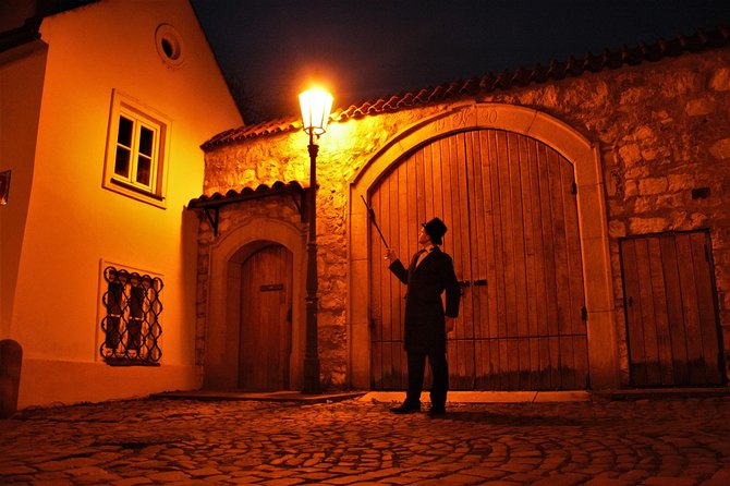 Telltale Ghost Tour - Stop 3: Hospital Na Františku and the Autopsy Legend