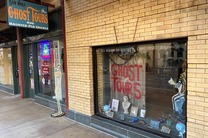 Texas’ Oldest Haunted Pub Crawl Shared Walking Tour - Four haunted bars: the themes you’ll hear, and where the stories land