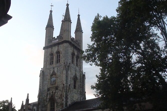 The Fading Light London Ghost Walk - Greyfriars to Old Bailey: Queen Isabella and the Newgate web