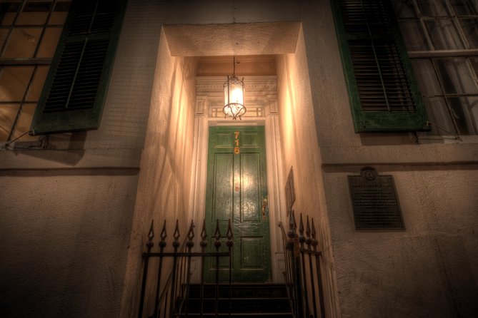 The Ghosts of New Orleans Tour - Entering the after-dark French Quarter at human speed