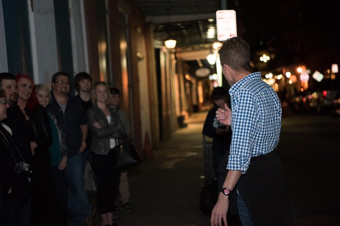 The Ghosts of New Orleans Tour - Meeting on Royal Street and what “90 minutes” means in real life