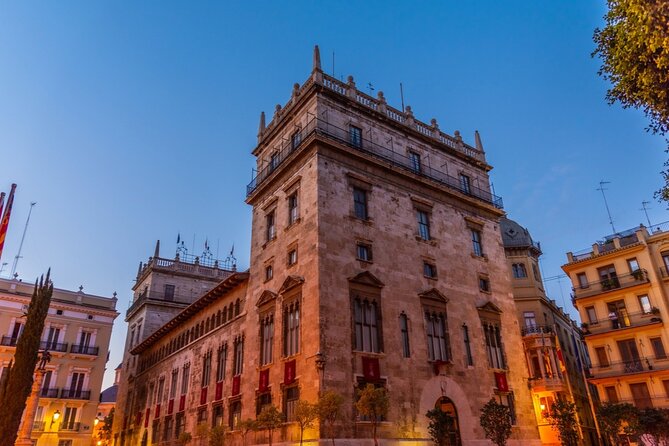 The Gothic Trail – Ghosts of Barcelona Exploration Game - Where you start and where you end in Ciutat Vella