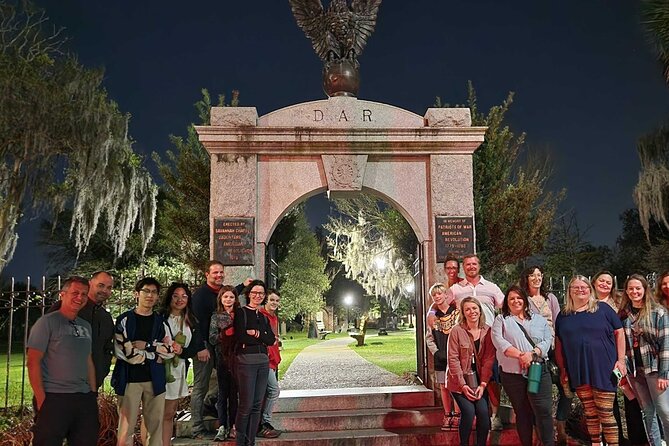 The Grave Tales Ghost Tour in Savannah - The 90-Minute Walk in the Historic District: Timing and Pace