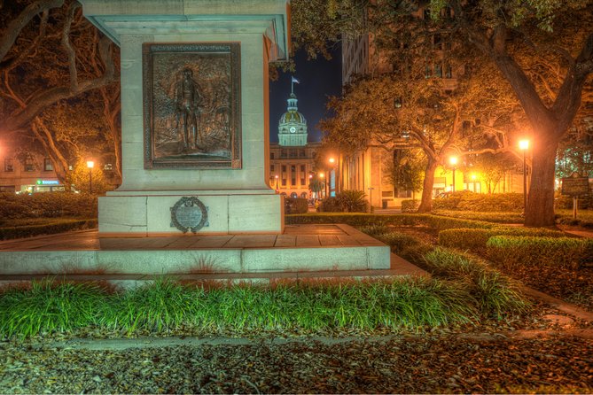 The Grave Tales Ghost Tour in Savannah - The Main Event: Haunted Stories Linked to Savannah’s Past