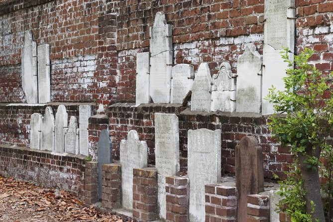 The Grave Tales Ghost Tour in Savannah - What Makes the Experience Feel Worth It