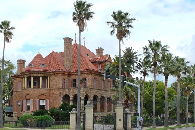 The Historic Galveston Ghost Tour - Meeting at 2310 Sealy Ave: what your night schedule will feel like
