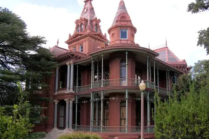 The Madam's Curse Walking Ghost Tour - A 90-Minute Walk Through Austin’s Victorian Hauntings