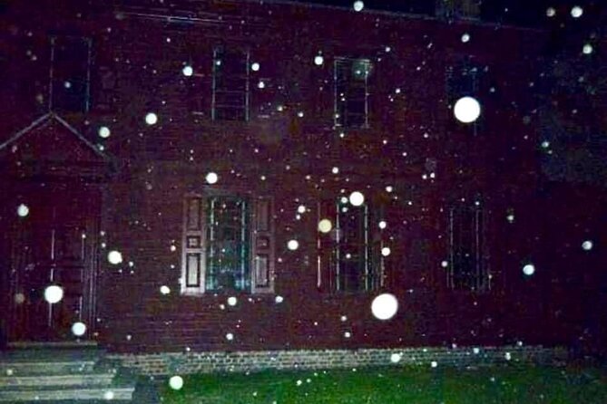 The Original Ghosts of Williamsburg Tour - Who should book this Williamsburg ghost tour—and who should skip it