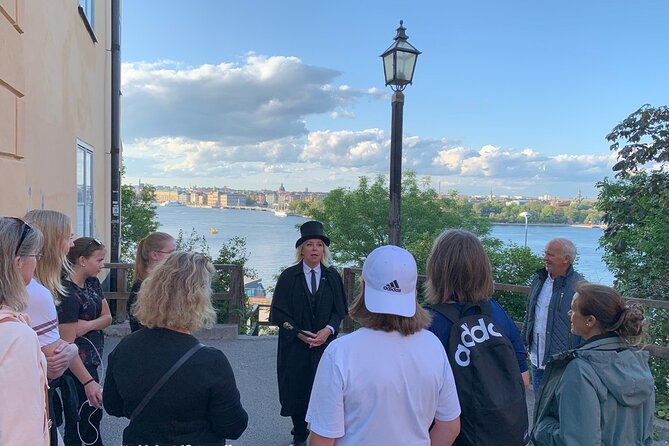 The Original Stockholm Ghost Walk and Historical Tour - Södermalm - Weather-proofing: dress for all conditions