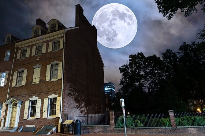 The Phantom Penance of Philadelphia Ghost Tour - Stop-by-stop: what each place brings to the story