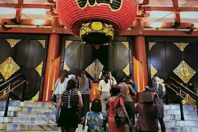 Tokyo's Scariest Shitamachi Ghost Tour - Small group pacing: why up to 8 travelers matters