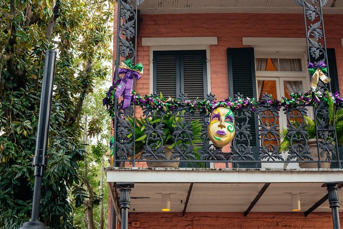 Treasures of New Orleans: Ghosts & Voodoo Private Tour - Royal Street and the Delphine Lalaurie story that keeps resurfacing
