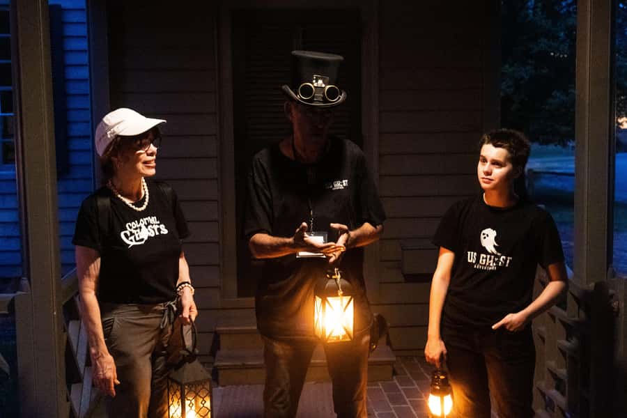 Tucson Ghost Tour: Sinister Sins & Desert Tears - Meeting at the Pima County Historic Courthouse and setting the tone