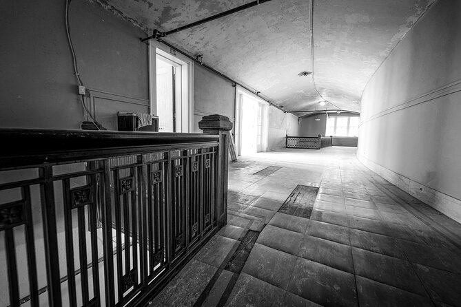 Ultimate Queen City is Haunted Tour - Stop 3: Memorial Hall OTR and the haunted reputation of the block