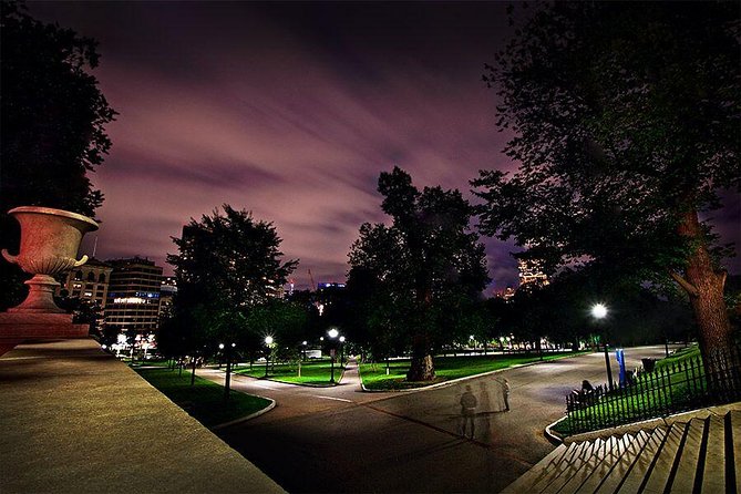 Underground Boston Ghost Tours: Gravestones & Gunpowder - Guide Quality Matters: What to Watch For On Your Night