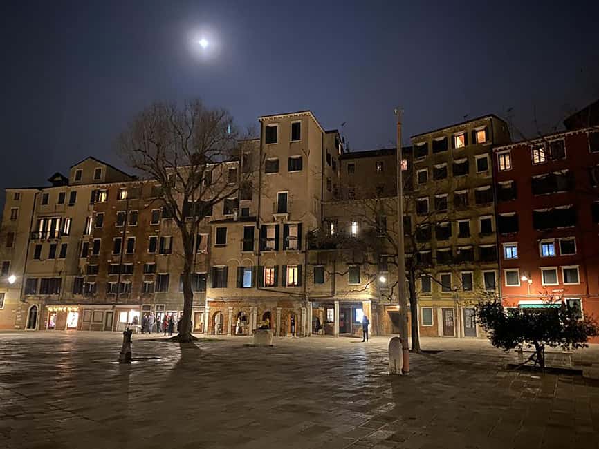 Venice Ghost Tour: Haunted Palaces & Secret Canals - Campo San Giovanni e Paolo: Where Haunted History Has a Real Address
