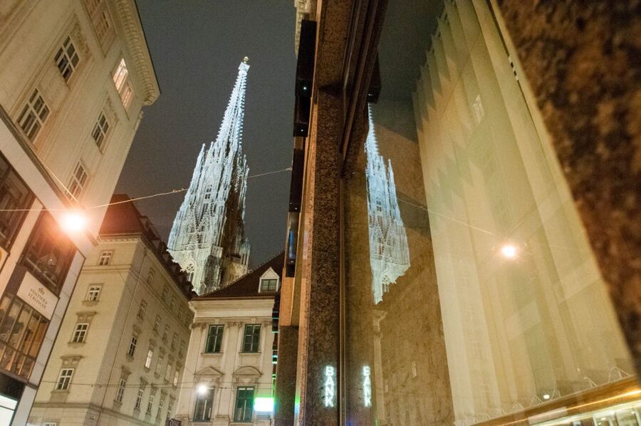 Vienna: Ghosts and Legends Guided Nighttime Walking Tour - Is it scary? How to set your expectations
