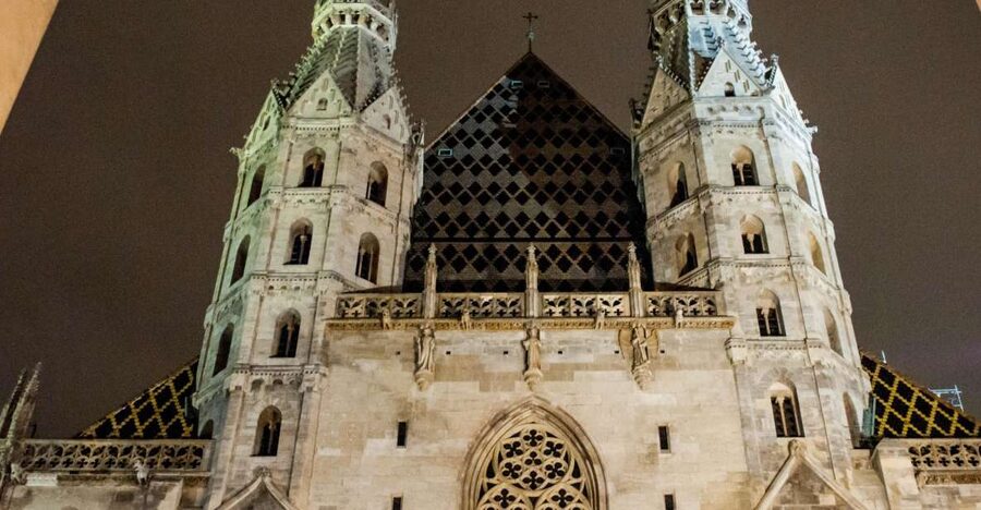 Vienna: Ghosts and Legends Guided Nighttime Walking Tour - Your 2-hour route: Hofburg walls to St. Stephen’s Cathedral