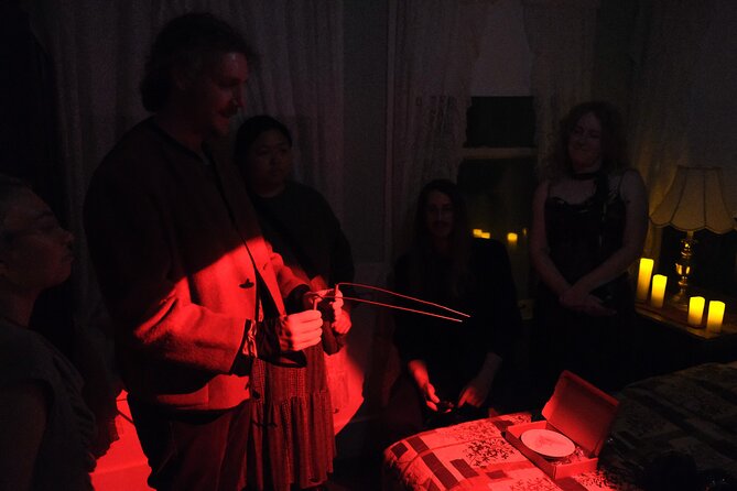 VIP Haunted Hotel Experience: Ghost Hunting plus Cocktail - Small group size (up to 10): why it matters at night