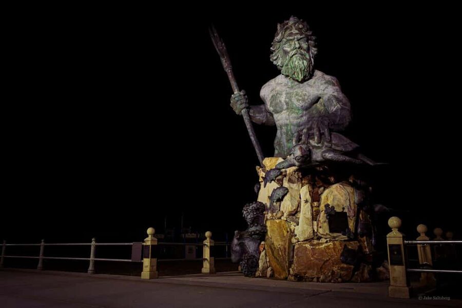 Virginia Beach: Neptune Ghosts Haunted Walking Tour - Price and value: Is $24 for a 1-hour haunted walk fair?