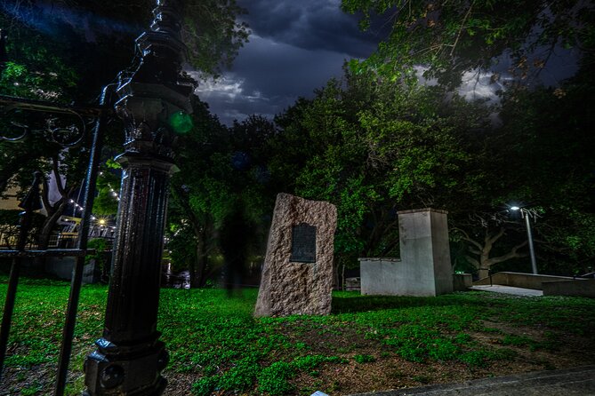 Waco Ghost Tour : Wild Whispers of the Wicked - The Alico Building: A Tall-Skyscraper Haunting with Faceless Sightings