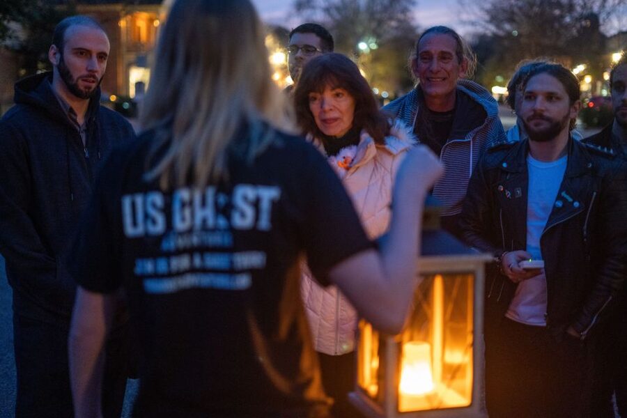 Washington, DC: Ghosts and Spirits Haunted Walking Tour - Where the tour starts and how the night walk is organized