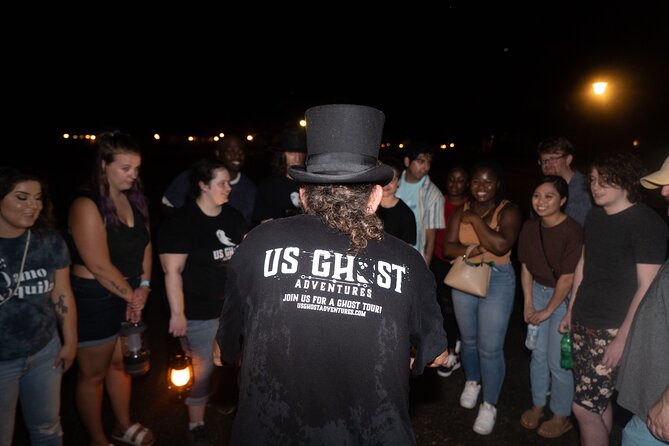 Whispers of Williamsburg Haunted Ghost Tour with Add-on options - The Storyteller Factor: Guides Who Keep You With Them