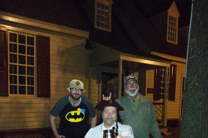 Williamsburg Ghosts, Witches and Pirates Tour - Stop by stop: the stories you’ll hear along the way