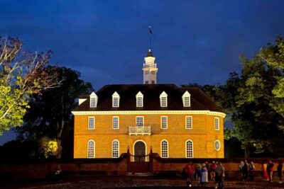 Williamsburg: Haunted Ghosts, Witches, and Pirates Tour - The Two-Hour Walking Pace Through Colonial Williamsburg at Night