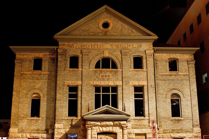 Winnipeg's Most Haunted: a Smartphone Audio Ghost Tour - Ghost stories with GPS: how this smartphone tour plays