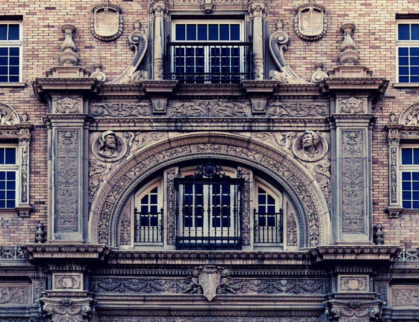 Wraiths of the West Texas Wind: El Paso Ghost Tour - San Jacinto Plaza start: where the stories begin